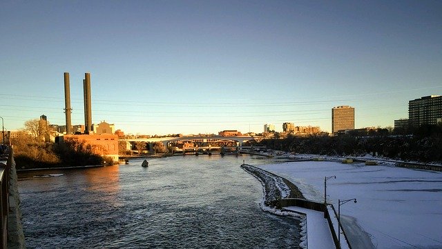 Muat turun percuma Mississippi River Minneapolis - foto atau gambar percuma untuk diedit dengan editor imej dalam talian GIMP