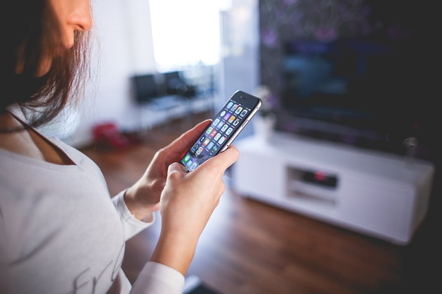 Free download mockup iphone app mobile ios ui free picture to be edited with GIMP free online image editor