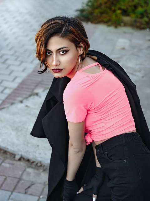 Free download model lady pose posing modeling free picture to be edited with GIMP free online image editor