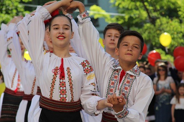 Free download Moldova Tradition Dance -  free photo or picture to be edited with GIMP online image editor