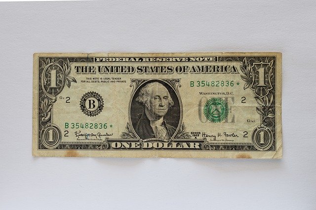 Kostenloser Download Money Banknote Cash - kostenloses Foto oder Bild zur Bearbeitung mit GIMP Online-Bildbearbeitung