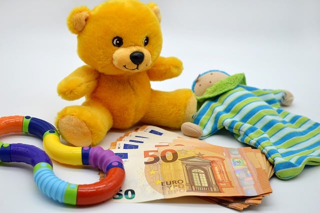 Free download money bank notes children s toys free picture to be edited with GIMP free online image editor