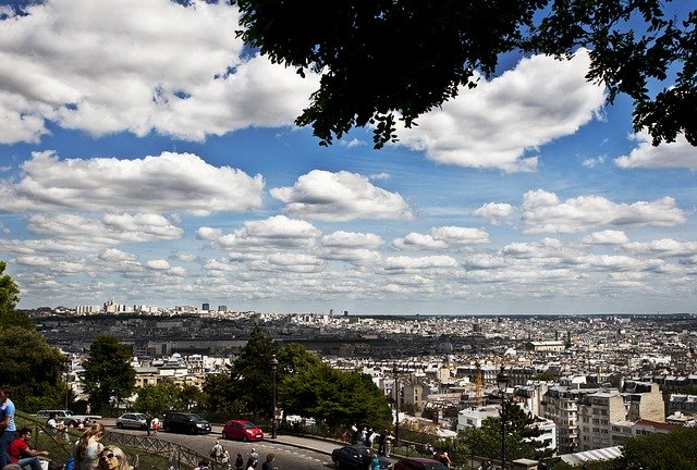 Téléchargement gratuit Montmartre Blue Sky - photo ou image gratuite à éditer avec l'éditeur d'images en ligne GIMP