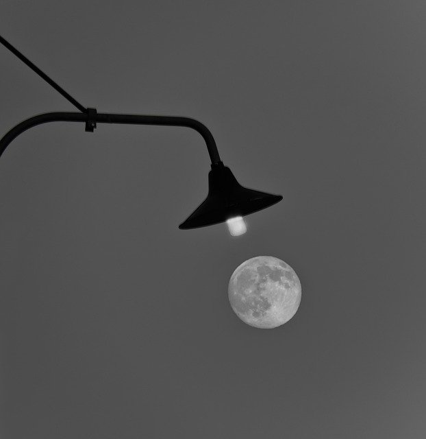 دانلود رایگان Moon Lamp Light - عکس یا تصویر رایگان قابل ویرایش با ویرایشگر تصویر آنلاین GIMP