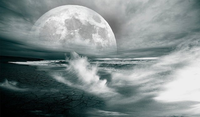 Téléchargement gratuit de vagues de la mer de lune image gratuite de fantaisie surréaliste à éditer avec l'éditeur d'images en ligne gratuit GIMP
