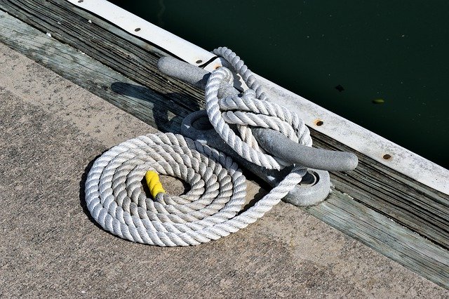 Téléchargement gratuit de Mooring Tie Up Rope - photo ou image gratuite à éditer avec l'éditeur d'images en ligne GIMP