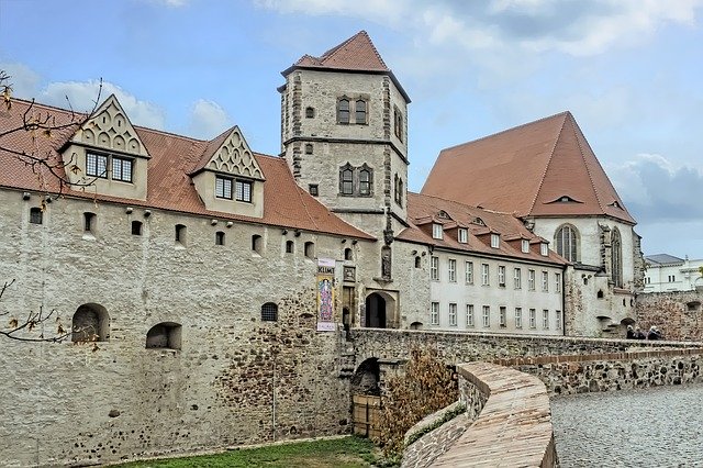 Descărcare gratuită Moritz Castle Hall Saale - fotografie sau imagine gratuită pentru a fi editată cu editorul de imagini online GIMP