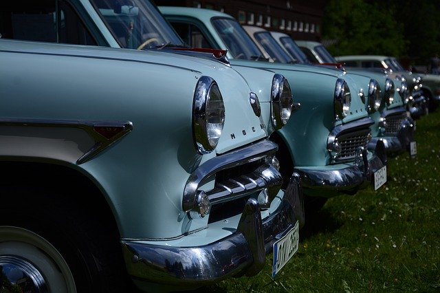 무료 다운로드 Moskvich Auto Nostalgia - 무료 사진 또는 김프 온라인 이미지 편집기로 편집할 사진