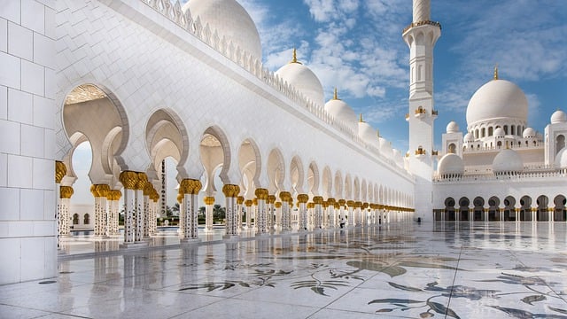 Baixe gratuitamente a imagem gratuita do fundo islâmico da mesquita islâmica para ser editada com o editor de imagens on-line gratuito do GIMP