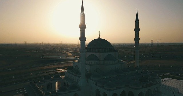 Unduh gratis Mosque Sharjah - foto atau gambar gratis untuk diedit dengan editor gambar online GIMP