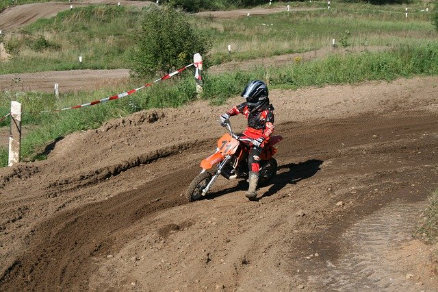 Gratis download Motocross Race Cross - gratis foto of afbeelding die kan worden bewerkt met de online afbeeldingseditor van GIMP