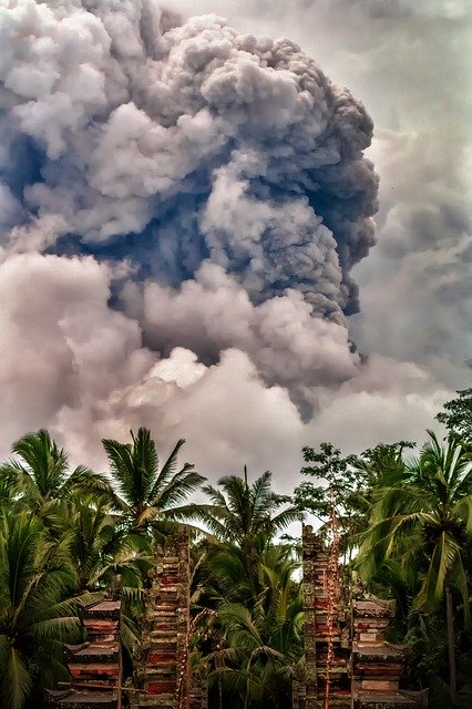 バリ島アグン山を無料ダウンロード - GIMP オンライン画像エディターで編集できる無料の写真または画像