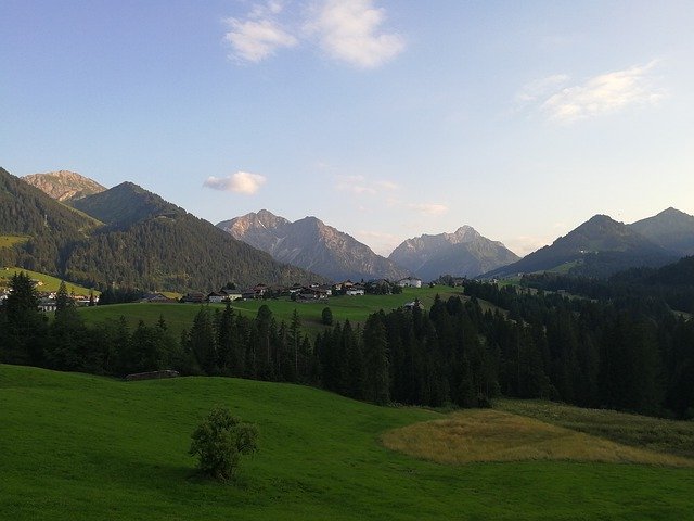 Tải xuống miễn phí Mountain Austria Trees - ảnh hoặc ảnh miễn phí được chỉnh sửa bằng trình chỉnh sửa ảnh trực tuyến GIMP