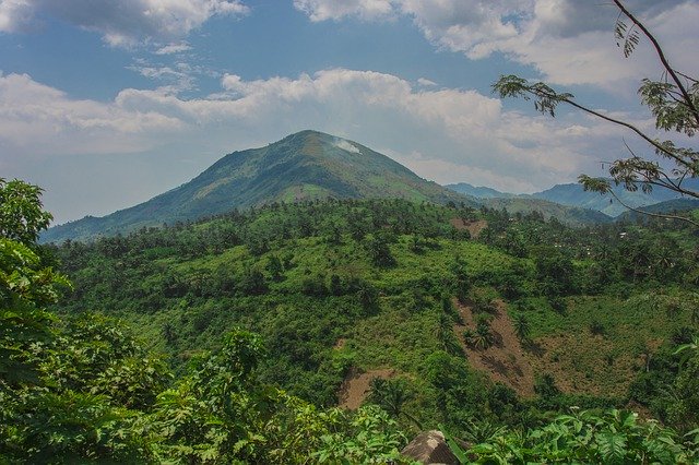 Скачать бесплатно Mountain Green Ear - бесплатное фото или изображение для редактирования с помощью онлайн-редактора изображений GIMP