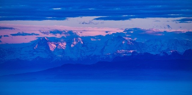 Descarga gratuita Mountain Landscape Alps: foto o imagen gratuita para editar con el editor de imágenes en línea GIMP