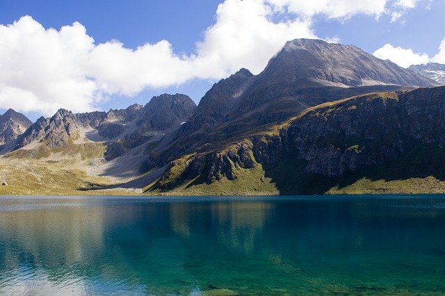 Безкоштовно завантажте Mountain Mountains Nature - безкоштовну фотографію або зображення для редагування за допомогою онлайн-редактора зображень GIMP