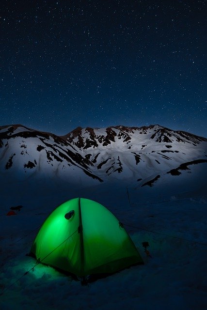 Descarga gratuita Mountainous Landscape Starry Sky: foto o imagen gratuita para editar con el editor de imágenes en línea GIMP