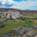 Mountains and green meadows  screen for extension Chrome web store in OffiDocs Chromium