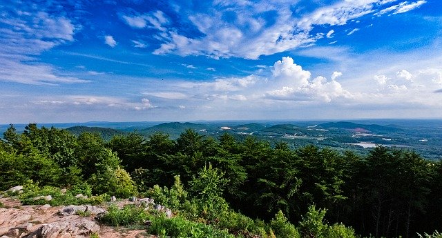 Безкоштовно завантажте Mountain Scenic Nature - безкоштовне фото або зображення для редагування в онлайн-редакторі зображень GIMP