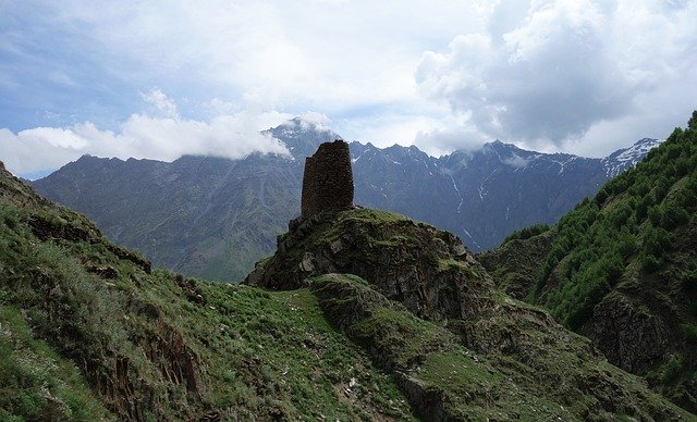 免费下载 Mountains Georgia Tower - 使用 GIMP 在线图像编辑器编辑的免费照片或图片