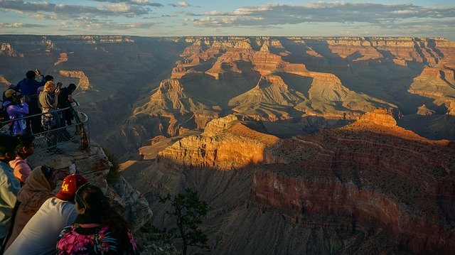 Unduh gratis Mountains Grand Canyon Landscape - foto atau gambar gratis untuk diedit dengan editor gambar online GIMP