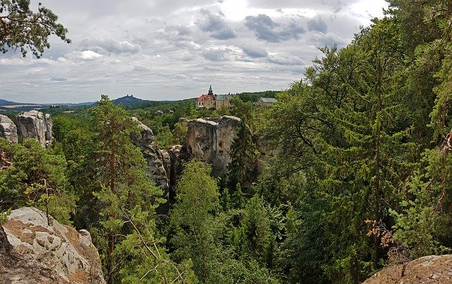 Téléchargement gratuit du château de paysage de montagnes - photo ou image gratuite à éditer avec l'éditeur d'images en ligne GIMP