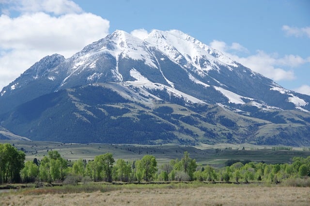 Free download mountains mountainous scenic snow free picture to be edited with GIMP free online image editor