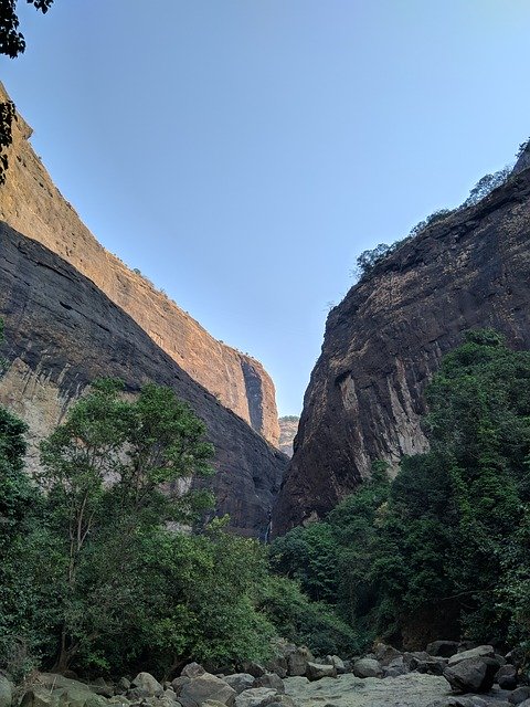 Téléchargement gratuit Montagnes Nature Montagne - photo ou image gratuite à éditer avec l'éditeur d'images en ligne GIMP