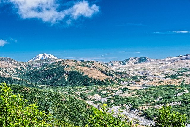 قم بتنزيل صورة مجانية للجبال الطبيعة في الهواء الطلق للغابات ليتم تحريرها باستخدام محرر الصور المجاني على الإنترنت من GIMP