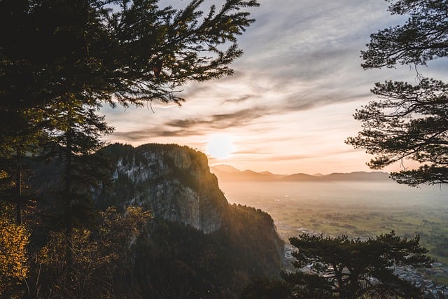 Téléchargement gratuit d'une image gratuite de randonnée rocheuse dans les montagnes du Vorarlberg à modifier avec l'éditeur d'images en ligne gratuit GIMP