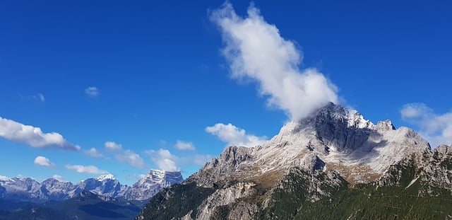 Téléchargement gratuit d'une image gratuite du sommet des montagnes d'Antelao Cadore à modifier avec l'éditeur d'images en ligne gratuit GIMP