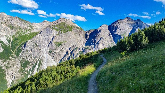 免费下载阿尔卑斯山顶部 - 使用 GIMP 在线图像编辑器编辑的免费照片或图片