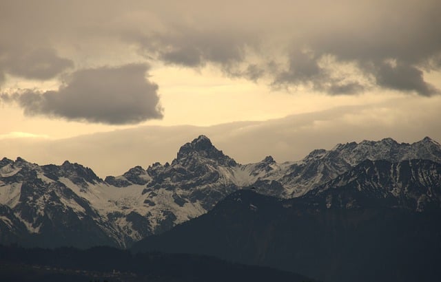 Free download mountains tops cloudy clouds free picture to be edited with GIMP free online image editor