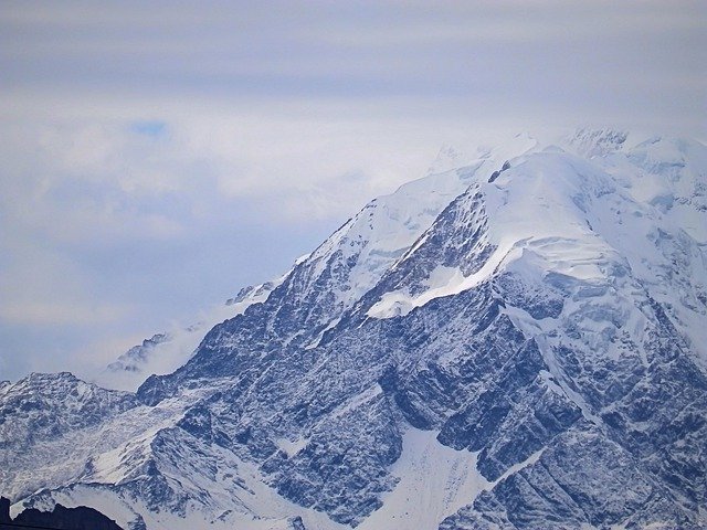 تحميل مجاني Mountain Top Climbing - صورة مجانية أو صورة ليتم تحريرها باستخدام محرر الصور عبر الإنترنت GIMP