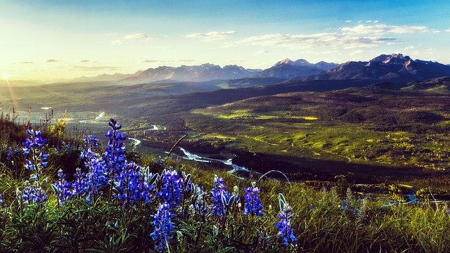 Muat turun percuma Mountain Valley Epic Outdoor - foto atau gambar percuma untuk diedit dengan editor imej dalam talian GIMP