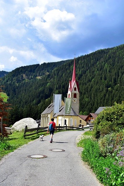 دانلود رایگان Mountain Walk Nature - عکس یا تصویر رایگان برای ویرایش با ویرایشگر تصویر آنلاین GIMP