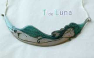 Mujer durmiendo GIMP online editor free Free download Mujer durmiendo free photo or picture to be edited with GIMP online image editor