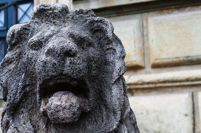 ດາວໂຫຼດຟຣີ munich bavaria facade germany lion free picture to be edited with GIMP free online image editor