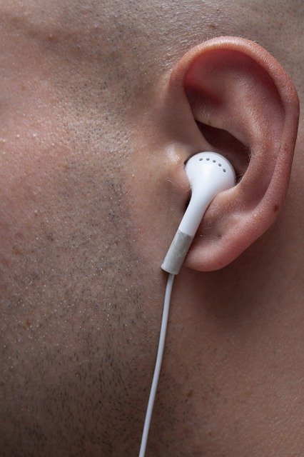 دانلود رایگان Music Headphone Male - عکس یا تصویر رایگان برای ویرایش با ویرایشگر تصویر آنلاین GIMP