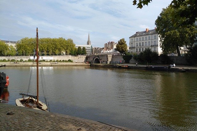 تنزيل Nantes Port Erdre مجانًا - صورة أو صورة مجانية ليتم تحريرها باستخدام محرر الصور عبر الإنترنت GIMP