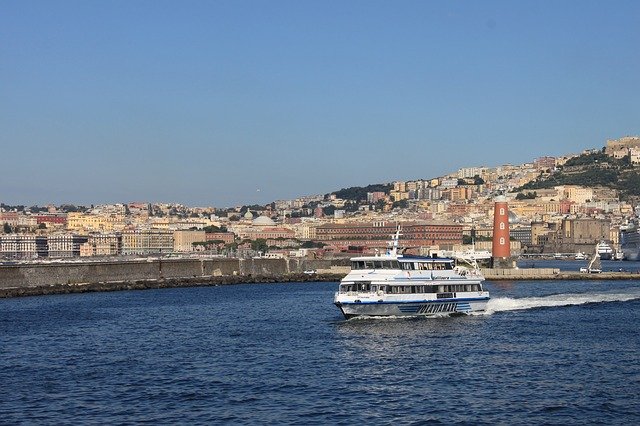 Gratis download Naples Port Ferry - gratis foto of afbeelding om te bewerken met GIMP online afbeeldingseditor