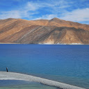 Natural mountains and lakes  screen for extension Chrome web store in OffiDocs Chromium