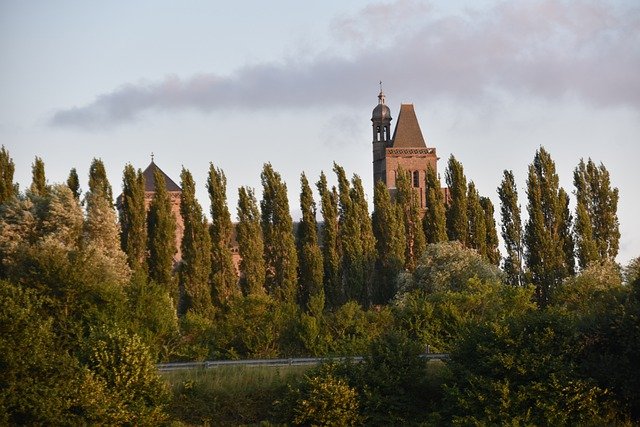 دانلود رایگان عکس طبیعت کلیسای dol de bretagne برای ویرایش با ویرایشگر تصویر آنلاین رایگان GIMP