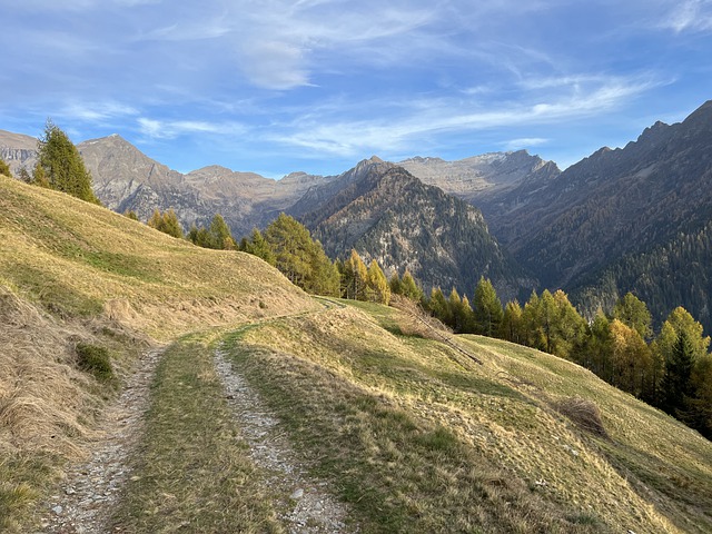 Free download nature hike travel exploration free picture to be edited with GIMP free online image editor