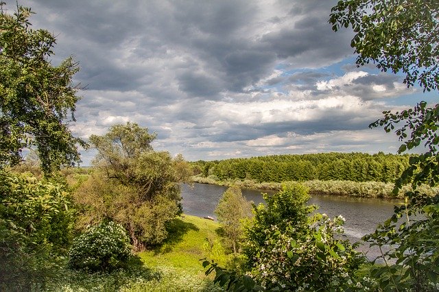 Unduh gratis Nature Landscape River - foto atau gambar gratis untuk diedit dengan editor gambar online GIMP