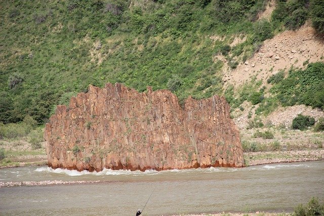 GIMP çevrimiçi resim düzenleyici ile düzenlenecek ücretsiz Nature Mountain River ücretsiz fotoğraf şablonu