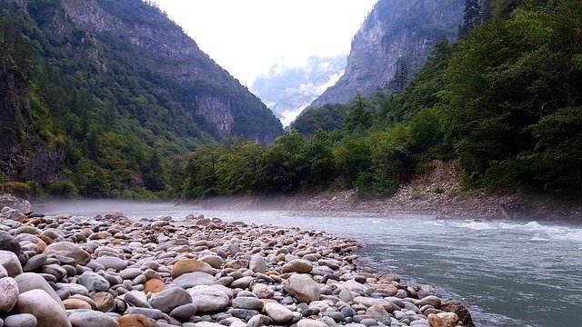 تحميل مجاني Nature Mountain River Mountains - صورة مجانية أو صورة لتحريرها باستخدام محرر الصور عبر الإنترنت GIMP