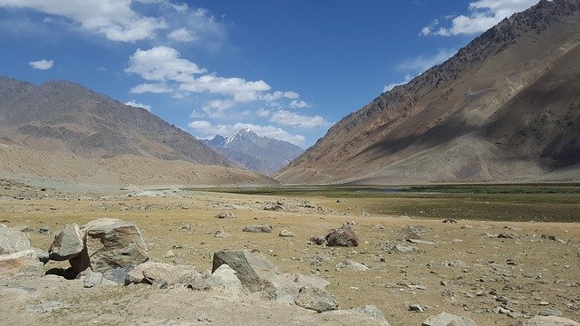 تنزيل Nature Mountains Blue مجانًا - صورة مجانية أو صورة لتحريرها باستخدام محرر الصور عبر الإنترنت GIMP