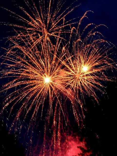 Free download new year december 31 fireworks free picture to be edited with GIMP free online image editor