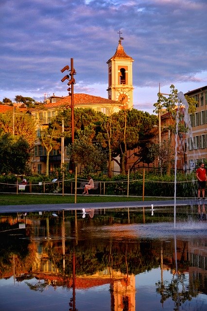 Nice Church Reflections'ı ücretsiz indirin - GIMP çevrimiçi resim düzenleyici ile düzenlenecek ücretsiz fotoğraf veya resim